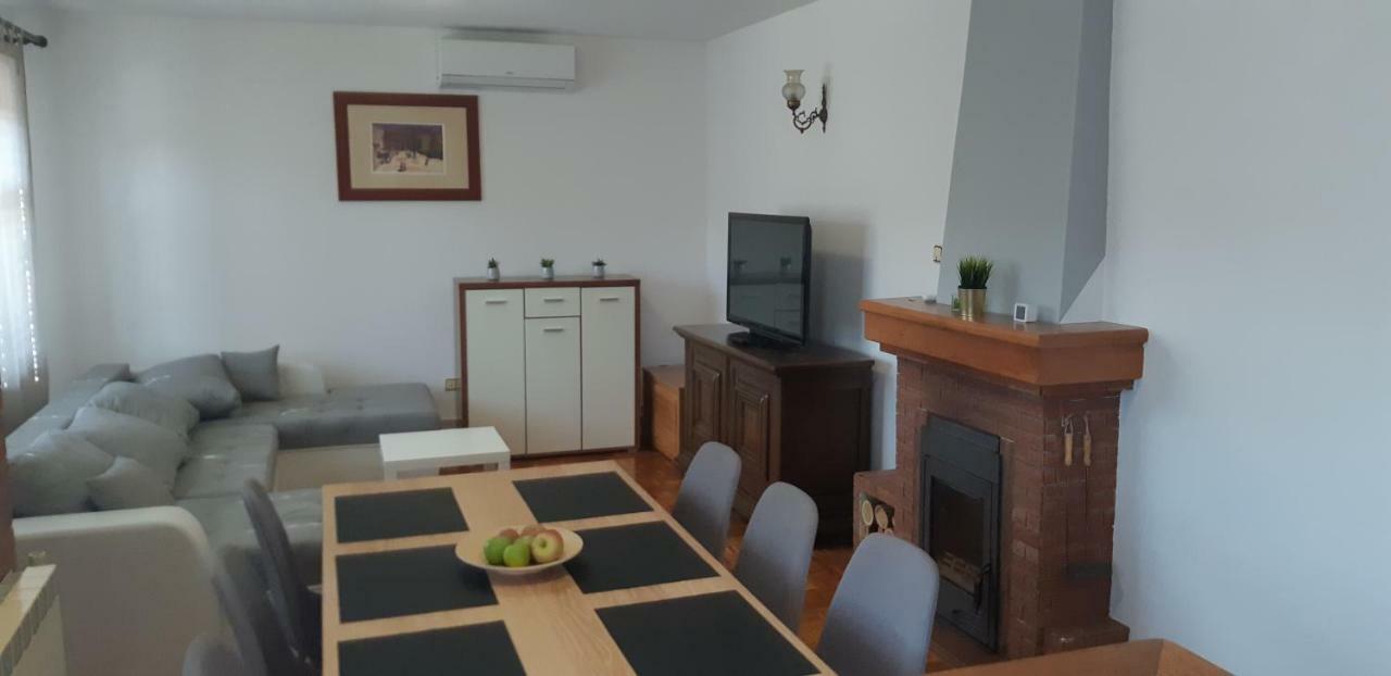 Apartman Max Sveti Ivan Zelina Buitenkant foto